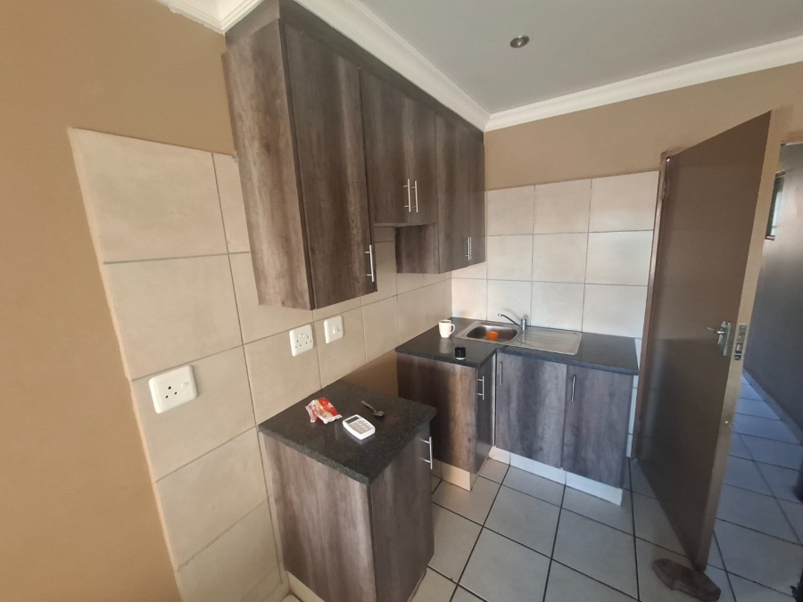 8 Bedroom Property for Sale in Kempton Park Central Gauteng