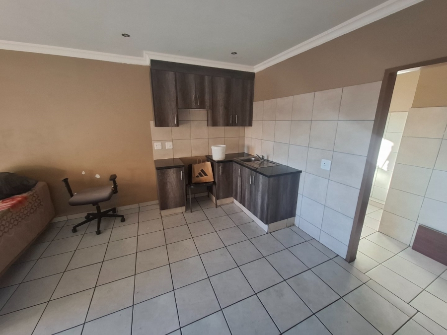 8 Bedroom Property for Sale in Kempton Park Central Gauteng