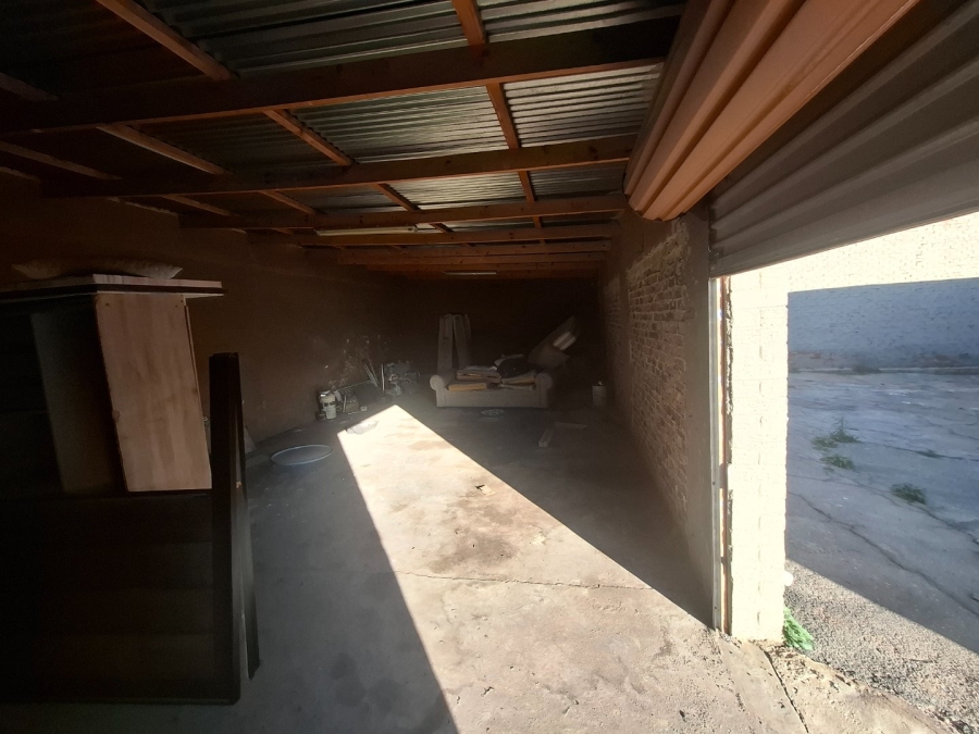 8 Bedroom Property for Sale in Kempton Park Central Gauteng