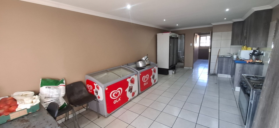8 Bedroom Property for Sale in Kempton Park Central Gauteng
