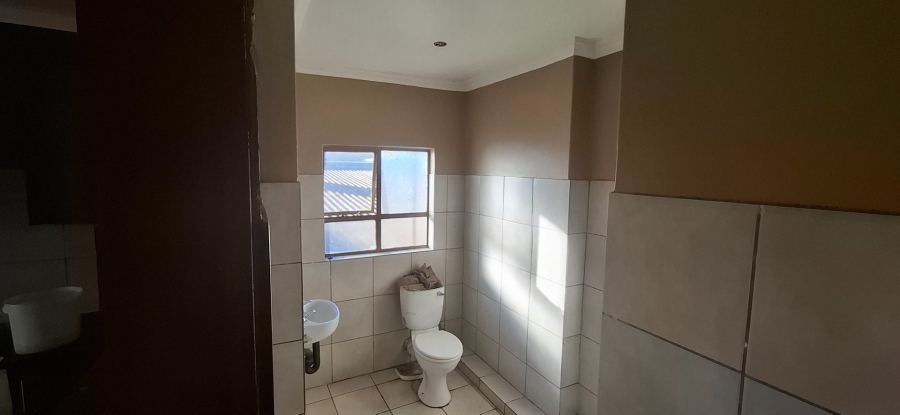 8 Bedroom Property for Sale in Kempton Park Central Gauteng