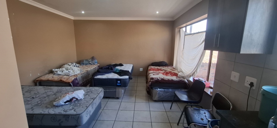 8 Bedroom Property for Sale in Kempton Park Central Gauteng