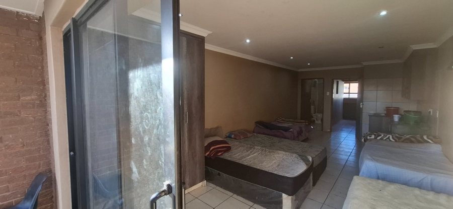 8 Bedroom Property for Sale in Kempton Park Central Gauteng