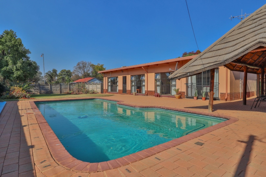 4 Bedroom Property for Sale in The Orchards Gauteng