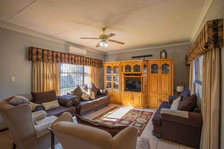 4 Bedroom Property for Sale in The Orchards Gauteng