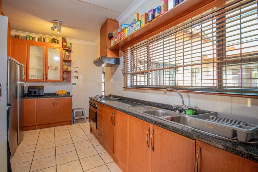 4 Bedroom Property for Sale in The Orchards Gauteng