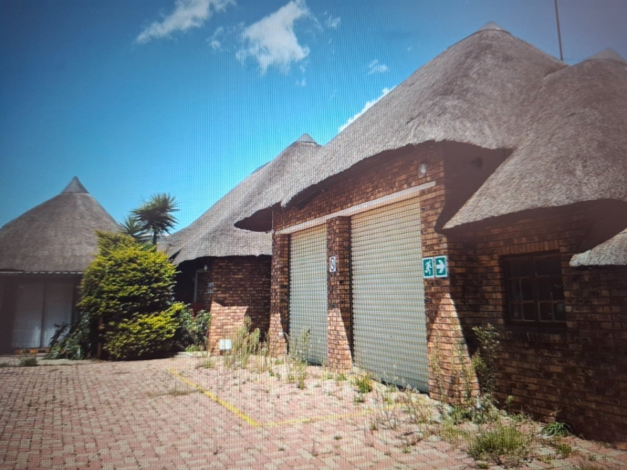  Bedroom Property for Sale in Pomona Gauteng