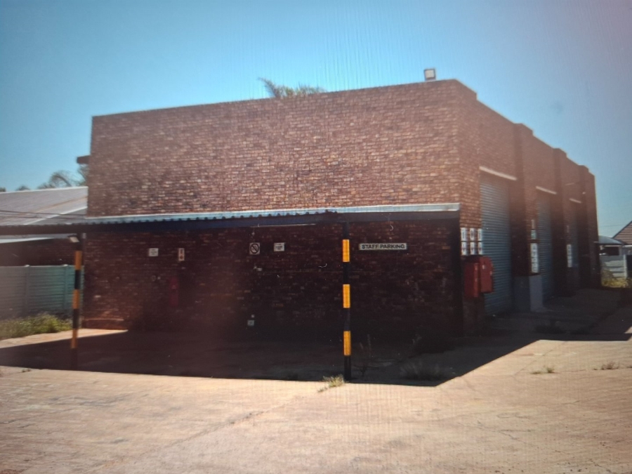  Bedroom Property for Sale in Pomona Gauteng
