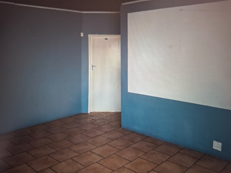  Bedroom Property for Sale in Pomona Gauteng