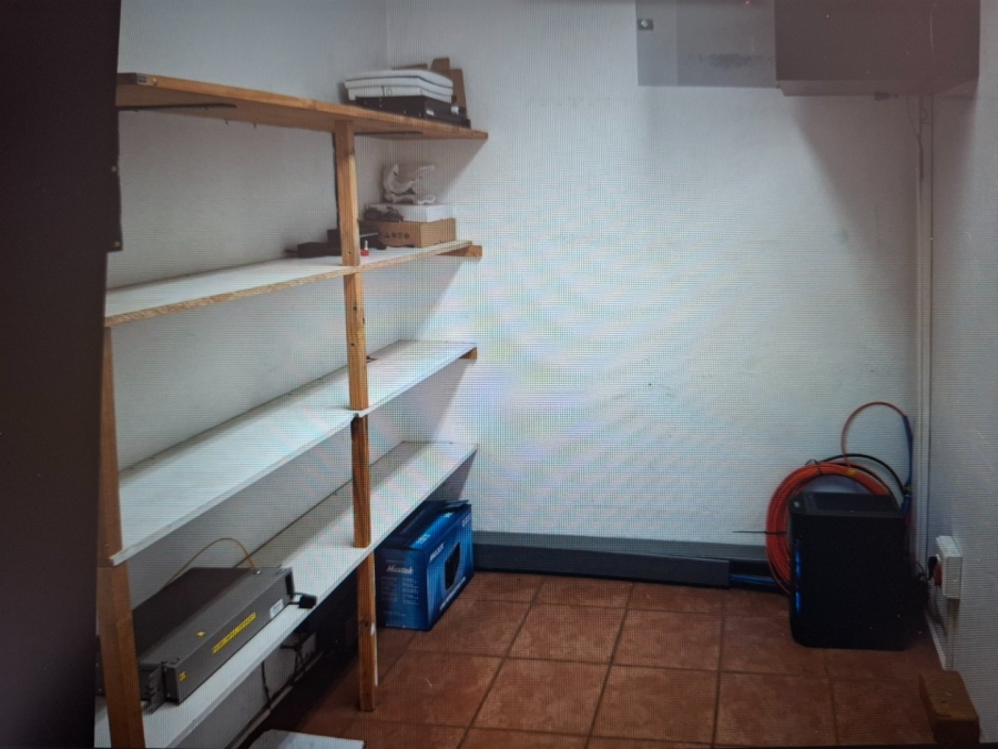  Bedroom Property for Sale in Pomona Gauteng