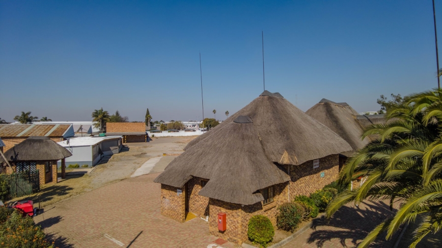  Bedroom Property for Sale in Pomona Gauteng