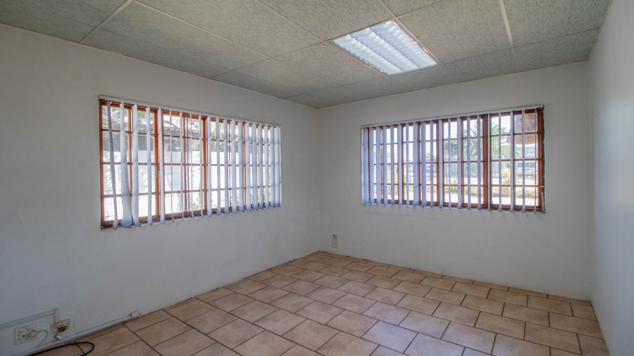  Bedroom Property for Sale in Pomona Gauteng