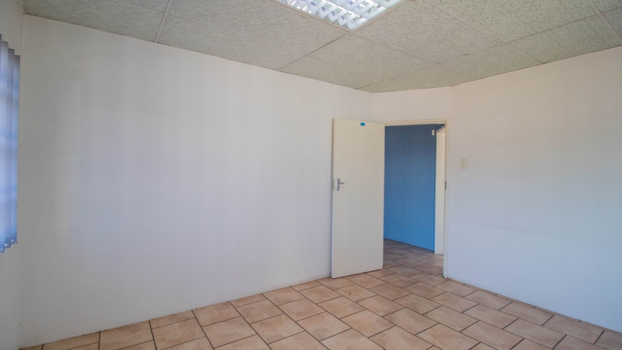  Bedroom Property for Sale in Pomona Gauteng