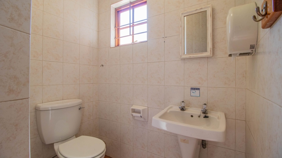  Bedroom Property for Sale in Pomona Gauteng