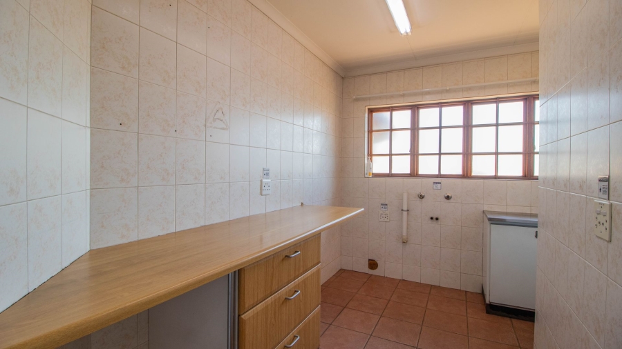  Bedroom Property for Sale in Pomona Gauteng