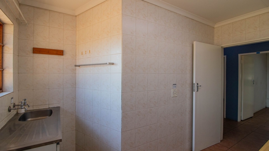  Bedroom Property for Sale in Pomona Gauteng