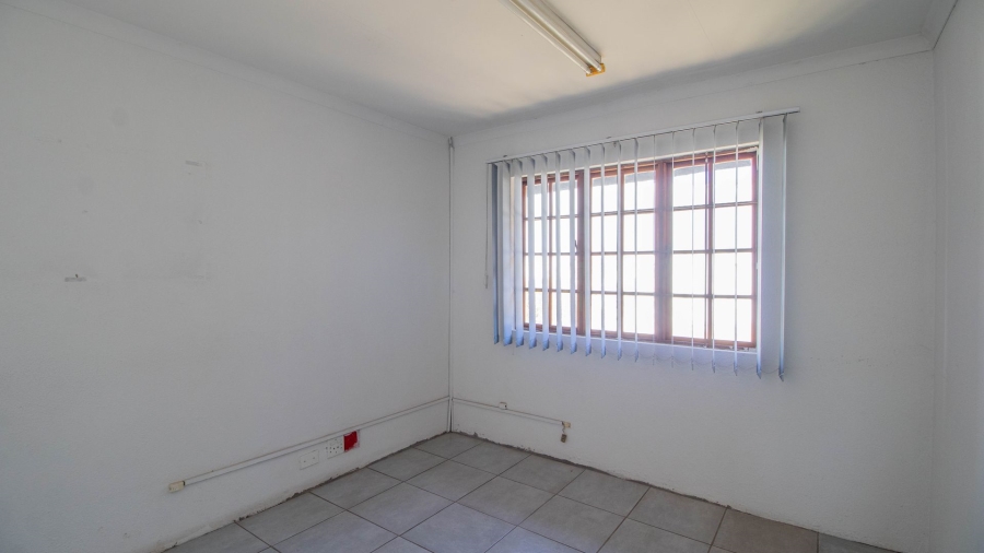  Bedroom Property for Sale in Pomona Gauteng