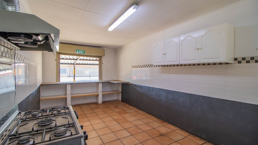  Bedroom Property for Sale in Pomona Gauteng