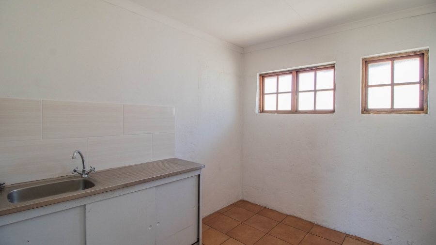  Bedroom Property for Sale in Pomona Gauteng