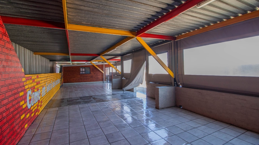  Bedroom Property for Sale in Pomona Gauteng
