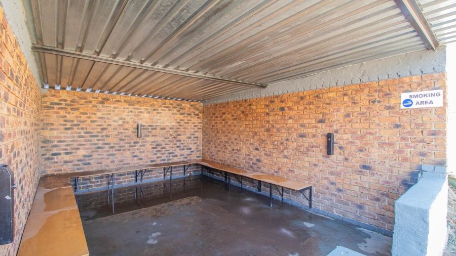  Bedroom Property for Sale in Pomona Gauteng