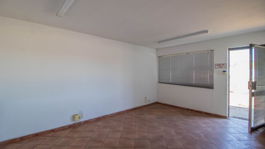  Bedroom Property for Sale in Pomona Gauteng