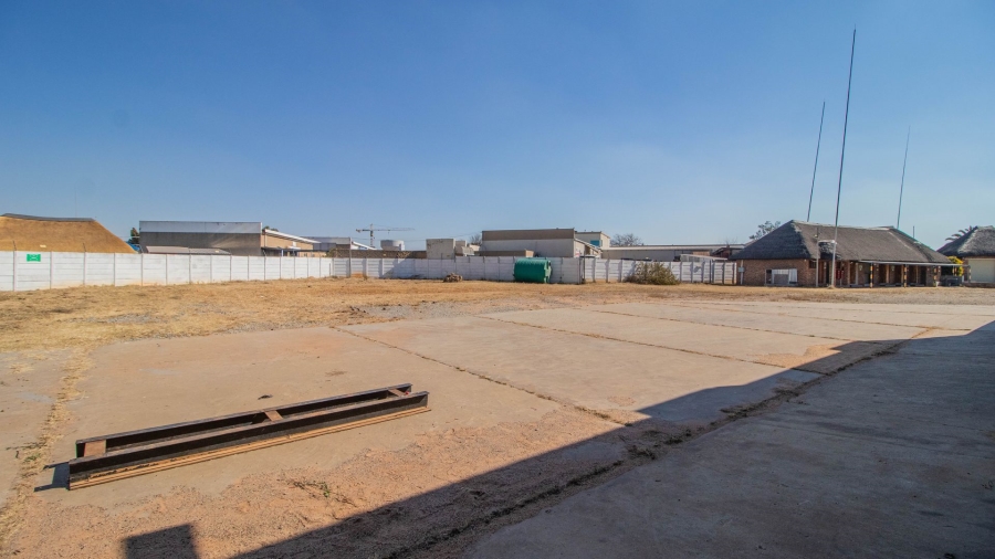  Bedroom Property for Sale in Pomona Gauteng