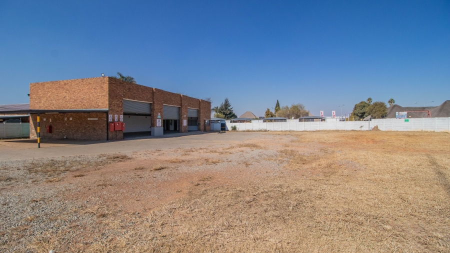  Bedroom Property for Sale in Pomona Gauteng