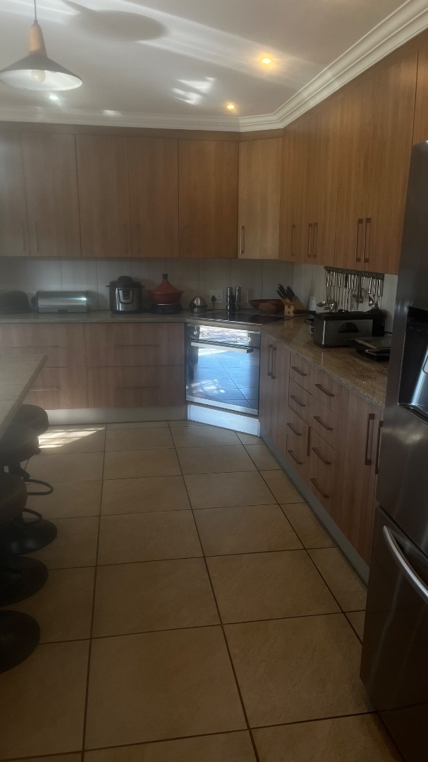 5 Bedroom Property for Sale in Benoni AH Gauteng