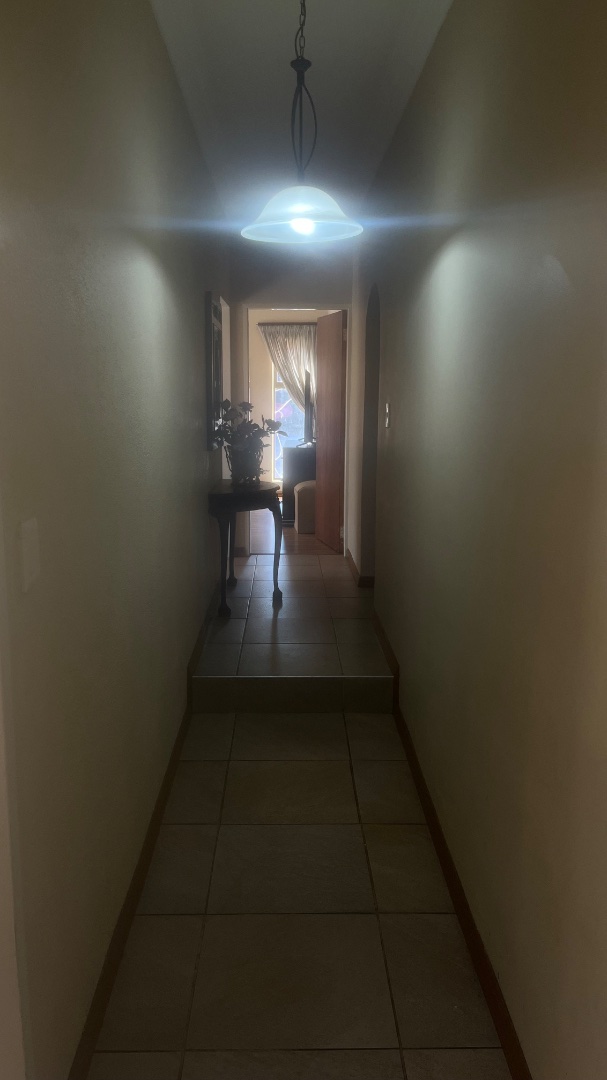 5 Bedroom Property for Sale in Benoni AH Gauteng