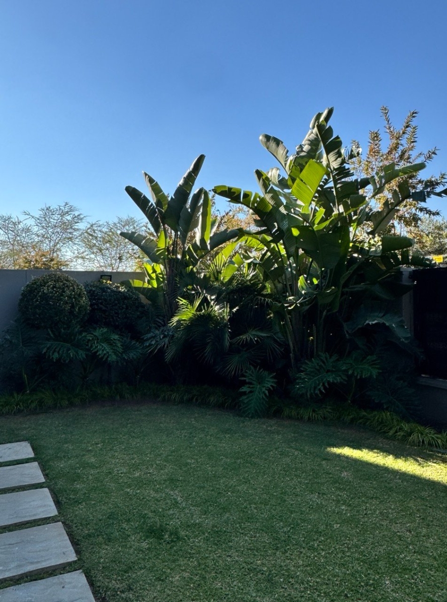 To Let 3 Bedroom Property for Rent in The Polofields Gauteng