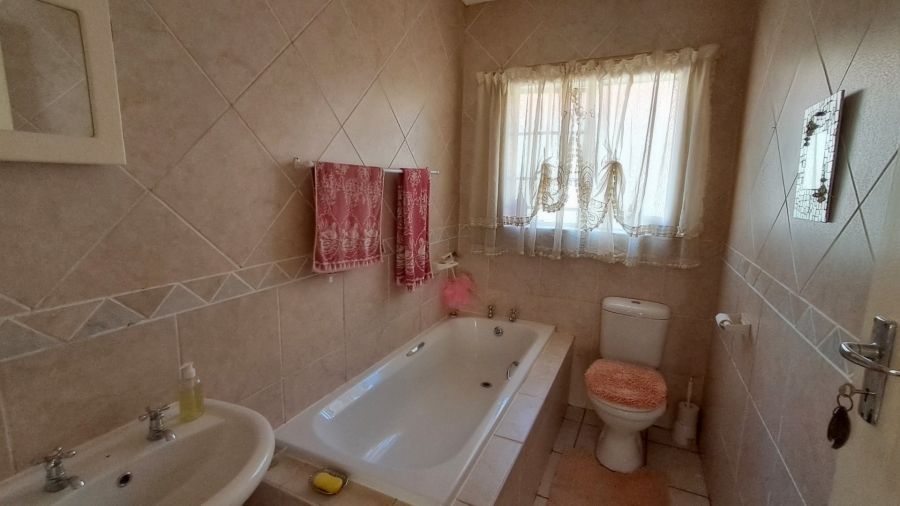 3 Bedroom Property for Sale in Claremont Gauteng
