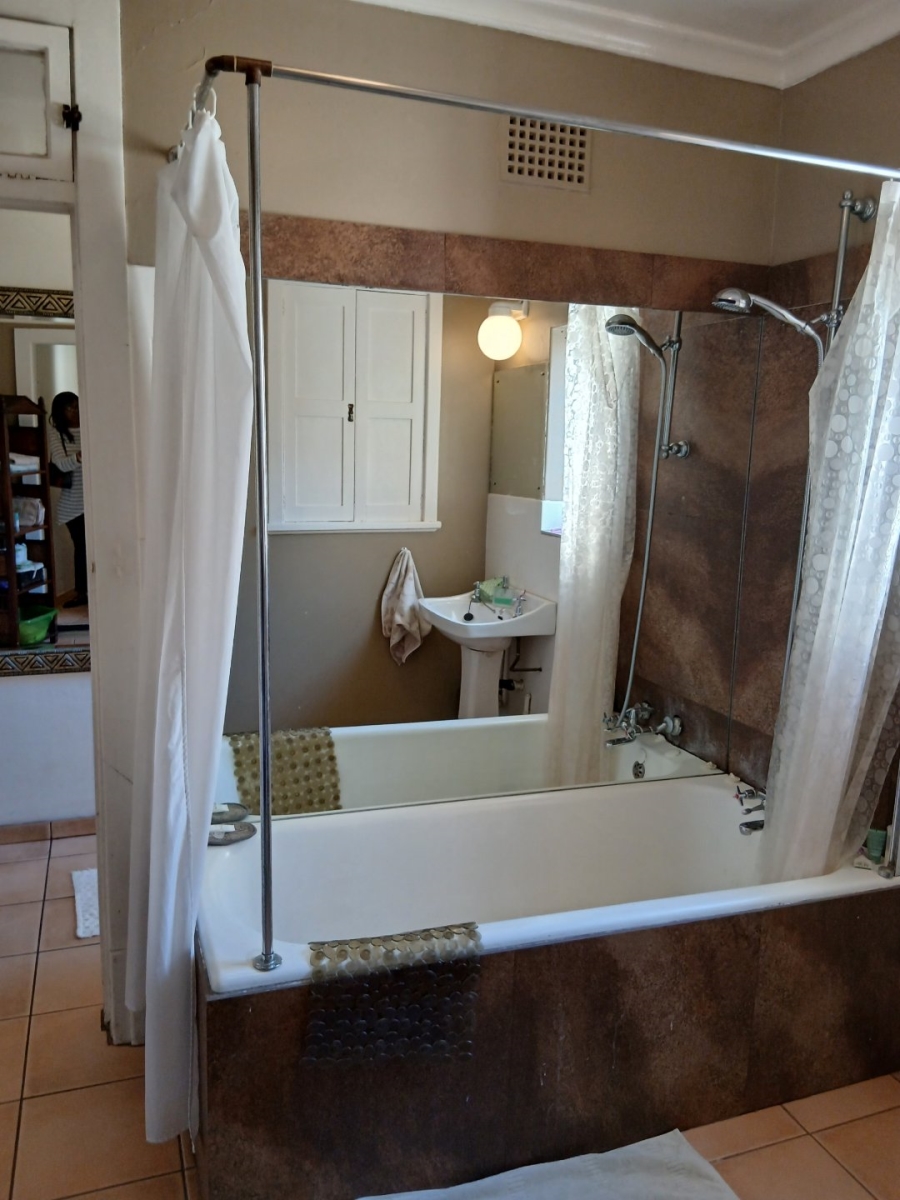 To Let 2 Bedroom Property for Rent in Forest Town Gauteng