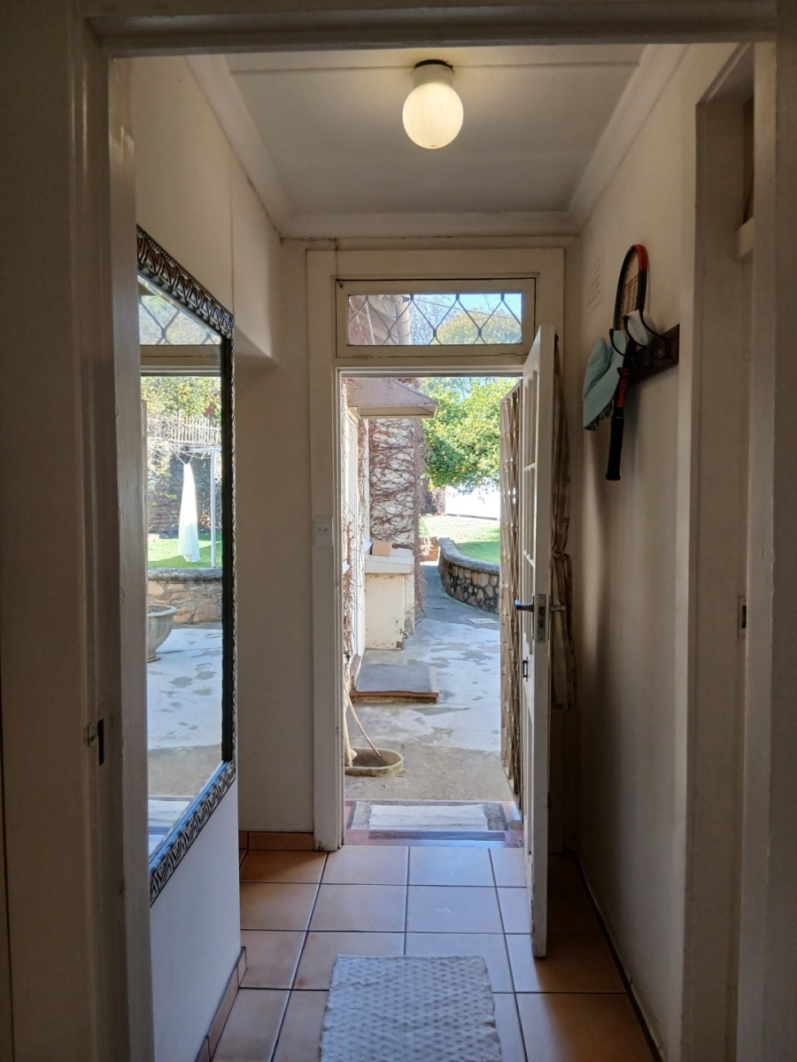 To Let 2 Bedroom Property for Rent in Forest Town Gauteng