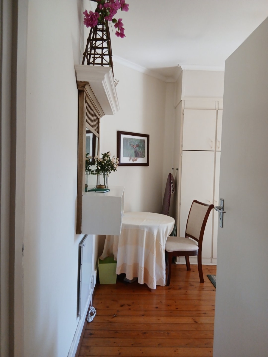 To Let 2 Bedroom Property for Rent in Forest Town Gauteng