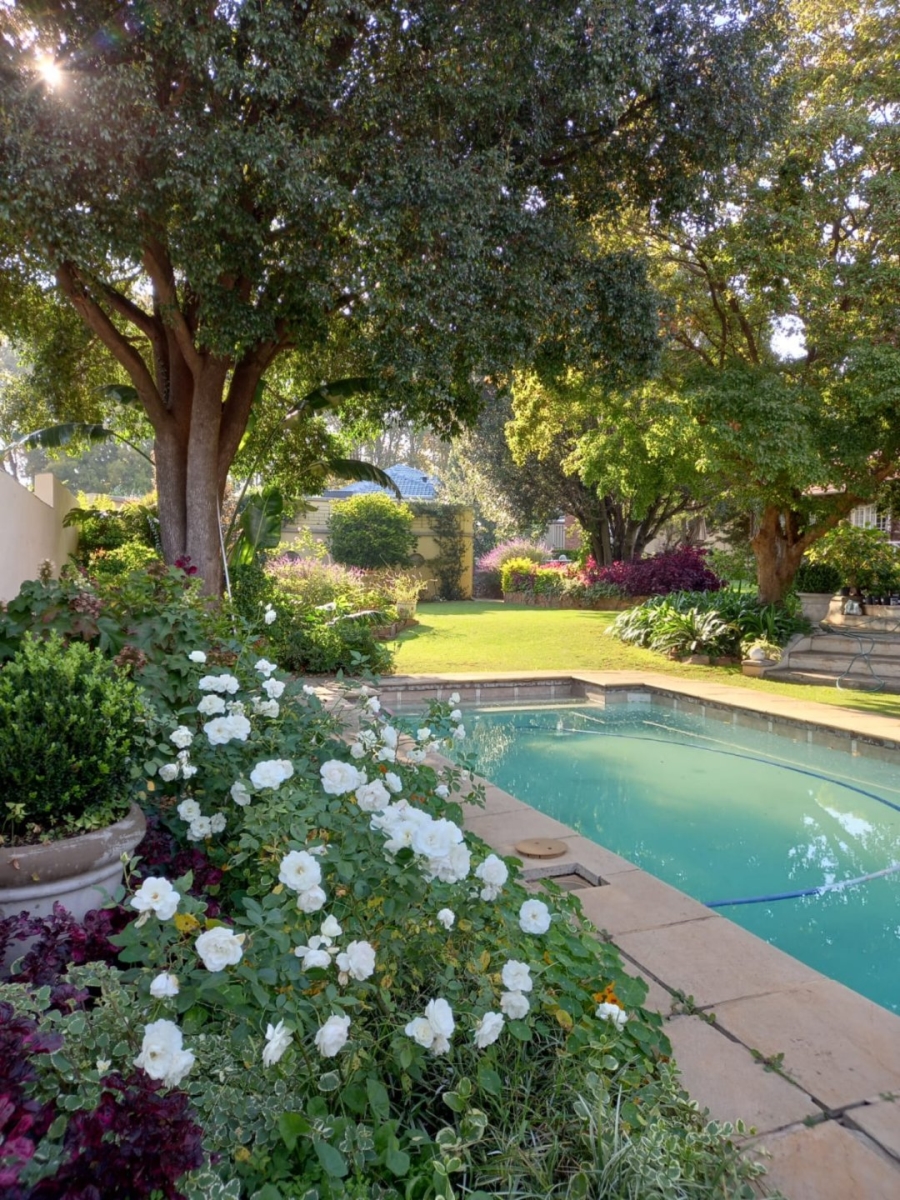 To Let 2 Bedroom Property for Rent in Forest Town Gauteng