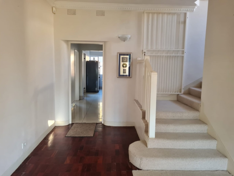 8 Bedroom Property for Sale in Saxonwold Gauteng