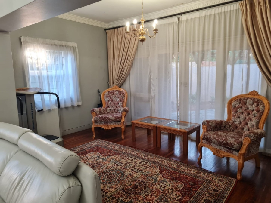 8 Bedroom Property for Sale in Saxonwold Gauteng