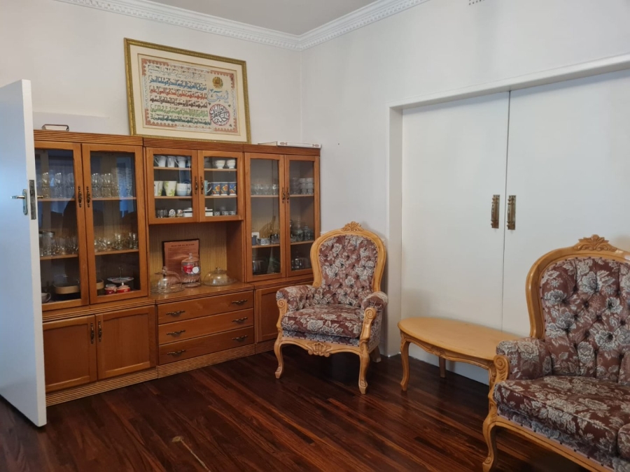 8 Bedroom Property for Sale in Saxonwold Gauteng