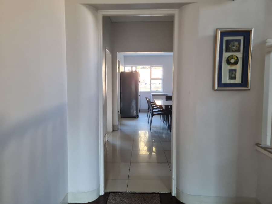 8 Bedroom Property for Sale in Saxonwold Gauteng