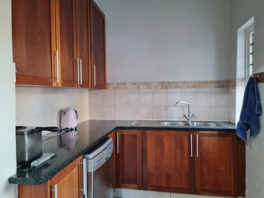 8 Bedroom Property for Sale in Saxonwold Gauteng
