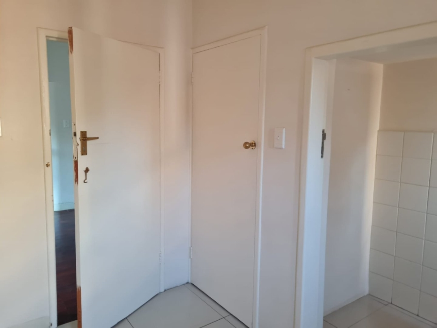 8 Bedroom Property for Sale in Saxonwold Gauteng