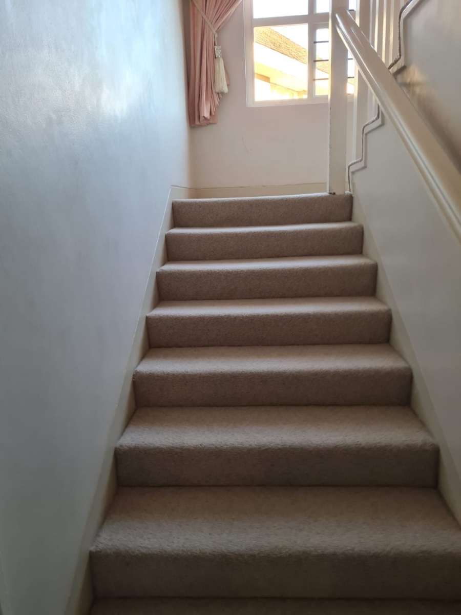 8 Bedroom Property for Sale in Saxonwold Gauteng
