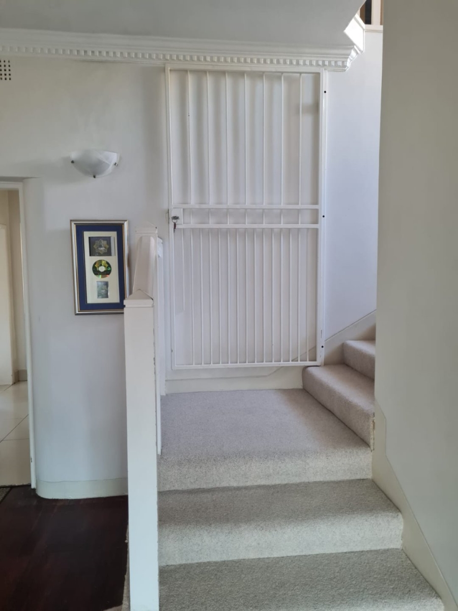 8 Bedroom Property for Sale in Saxonwold Gauteng