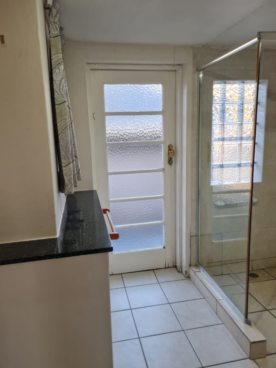 8 Bedroom Property for Sale in Saxonwold Gauteng