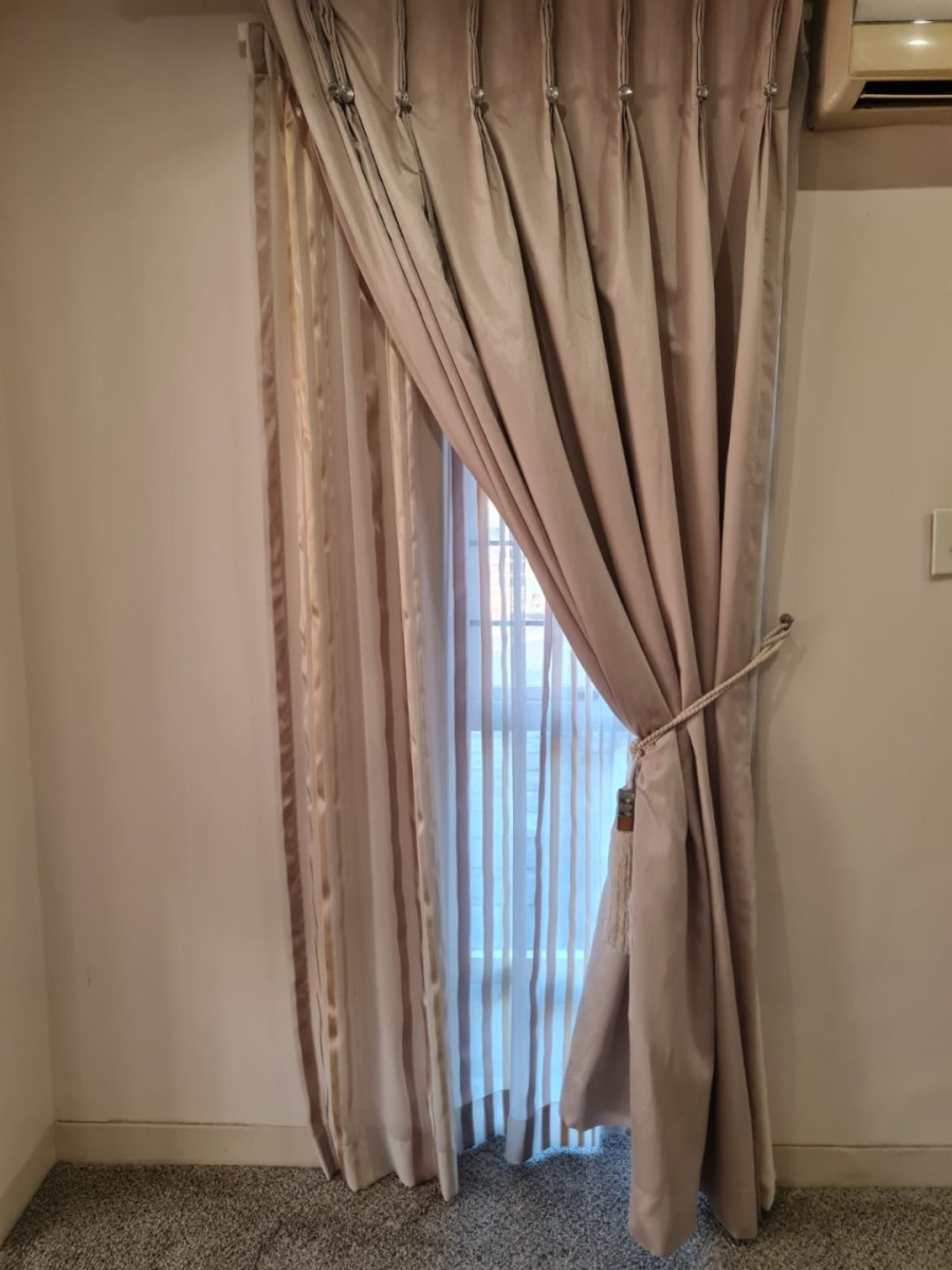 8 Bedroom Property for Sale in Saxonwold Gauteng