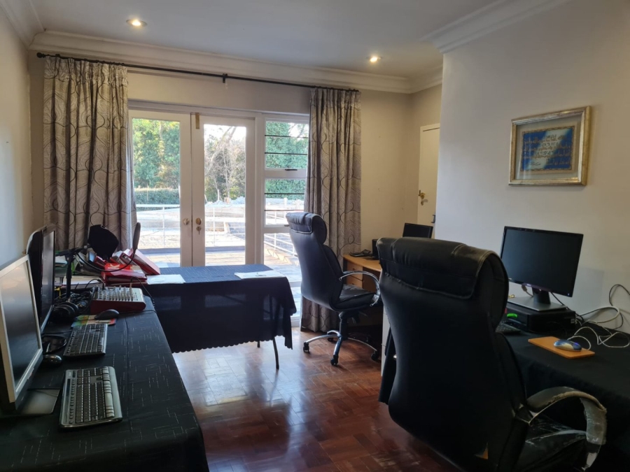 8 Bedroom Property for Sale in Saxonwold Gauteng