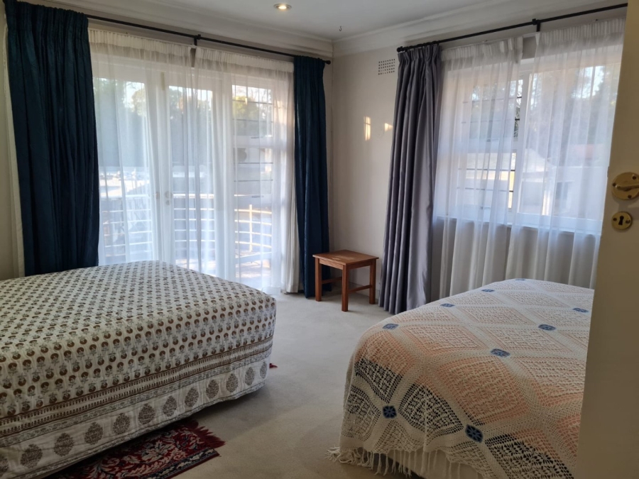 8 Bedroom Property for Sale in Saxonwold Gauteng