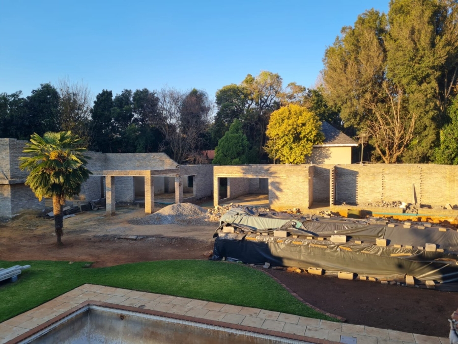 8 Bedroom Property for Sale in Saxonwold Gauteng
