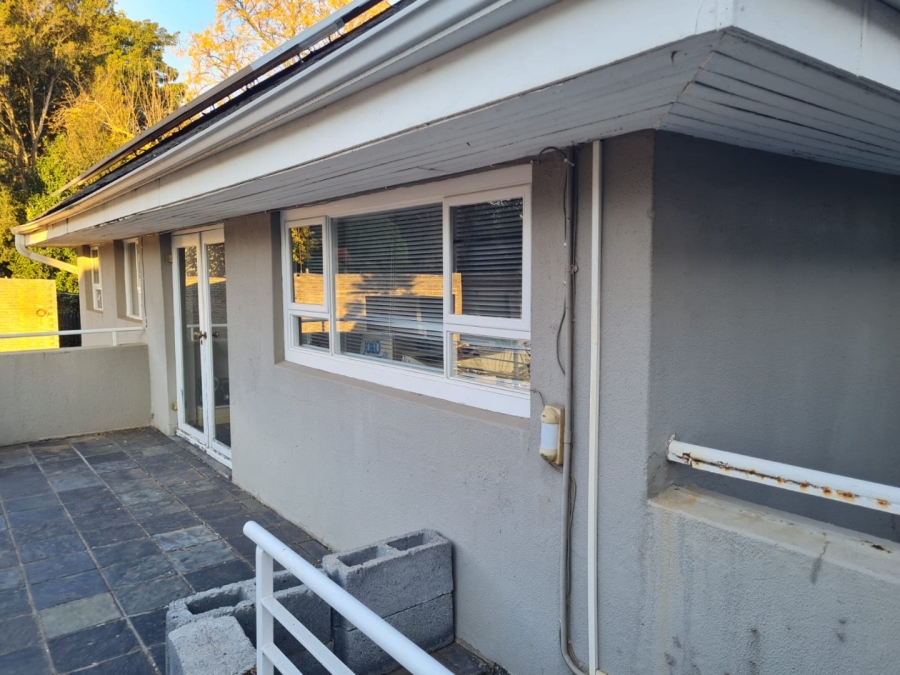 8 Bedroom Property for Sale in Saxonwold Gauteng
